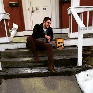 Meet your Posher, Logan